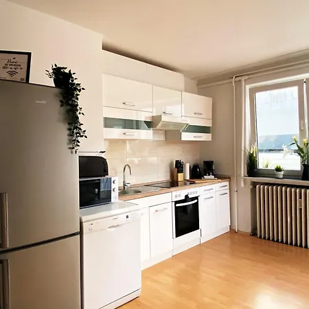 Apartamento Geraeumige Monteurwohnung In Infrastrukturell Bester Lage *