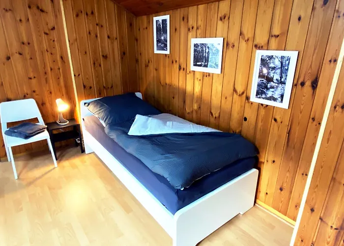 Geraeumige Monteurwohnung In Infrastrukturell Bester Lage