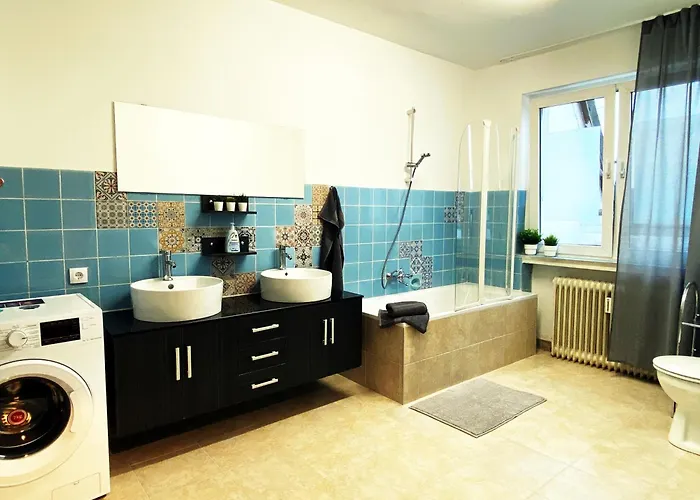 Geraeumige Monteurwohnung In Infrastrukturell Bester Lage