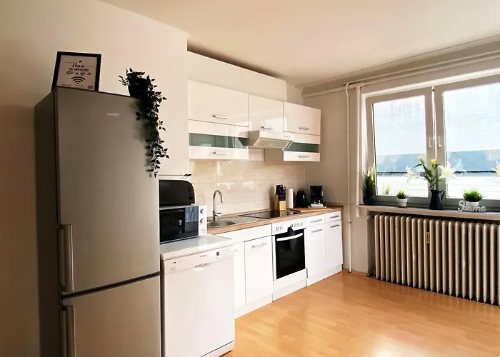 Lejlighed Geraeumige Monteurwohnung In Infrastrukturell Bester Lage *